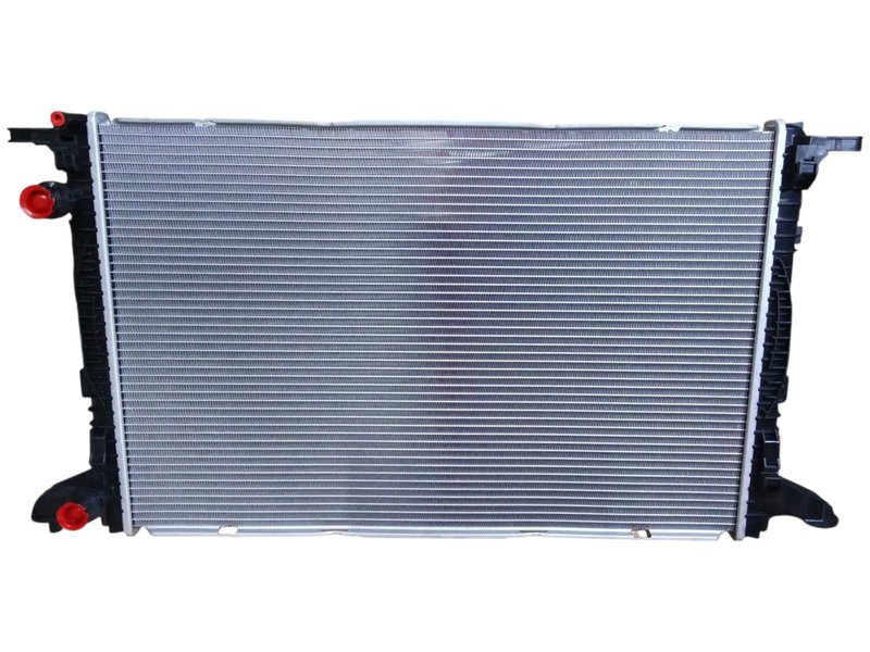 Audi A4 2.0 I 08/15- Radyatör