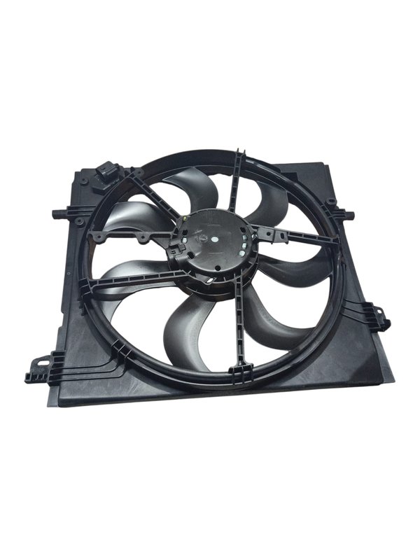 Nissan QASHQAI 1.2 I 02/14 Fan